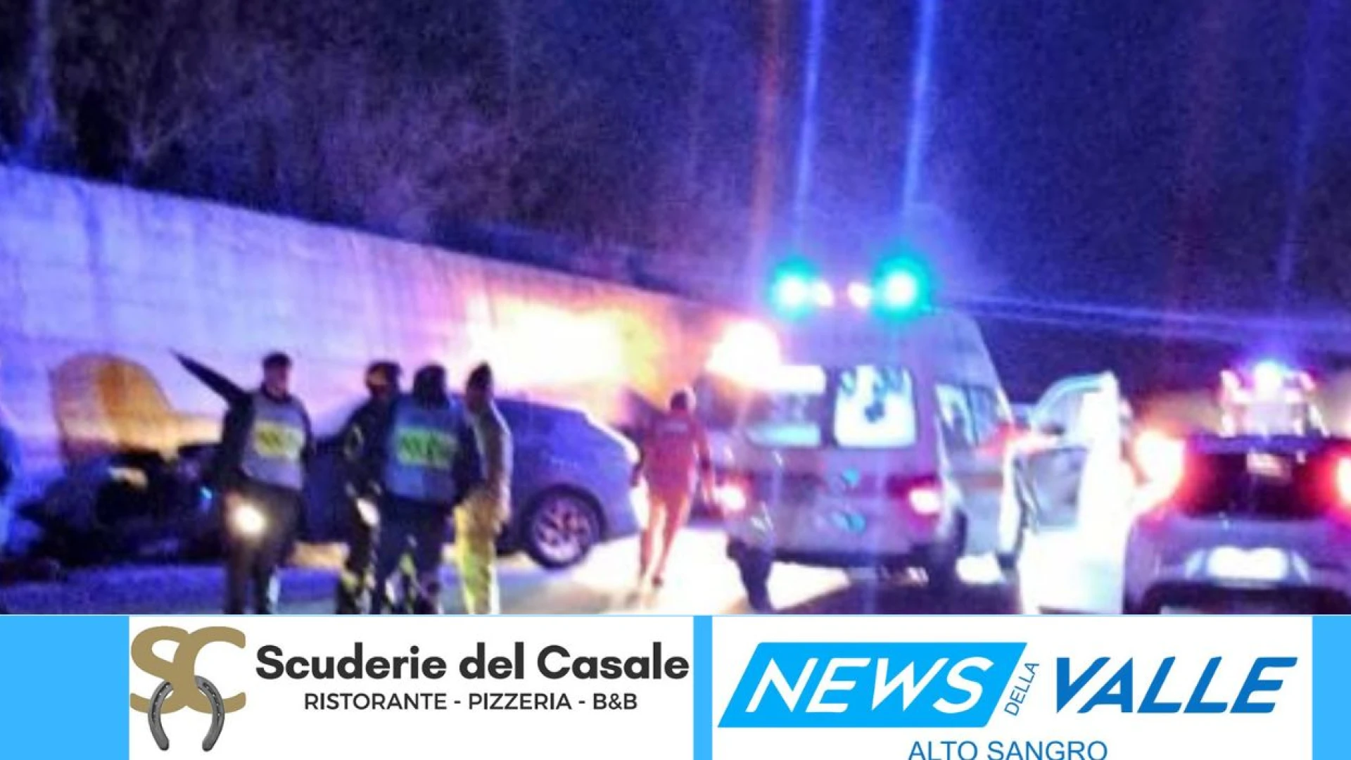 Castel Di Sangro: auto termina la sua corsa fuori strada. Violento impatto sulla strada statale 17. Sul posto la Polizia Stradale ed i sanitari del 118.